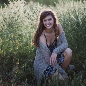 Meet your Posher, Celina